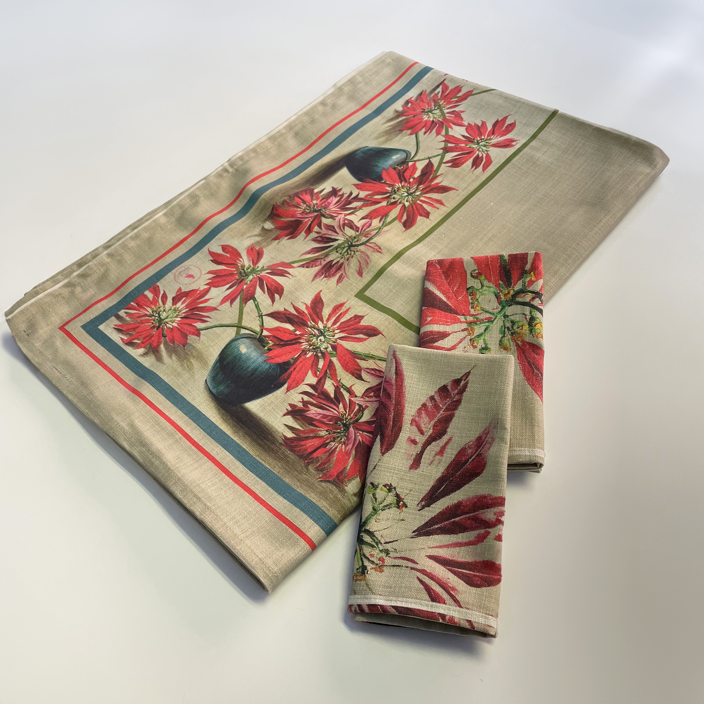 Poinsettias Napkin Set - Tretchikoff